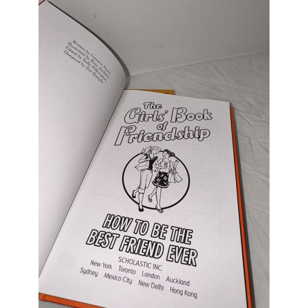 The Pocket Dangerous Book For Boys & The Girls Book Of Friendship - Picture 5 of 7